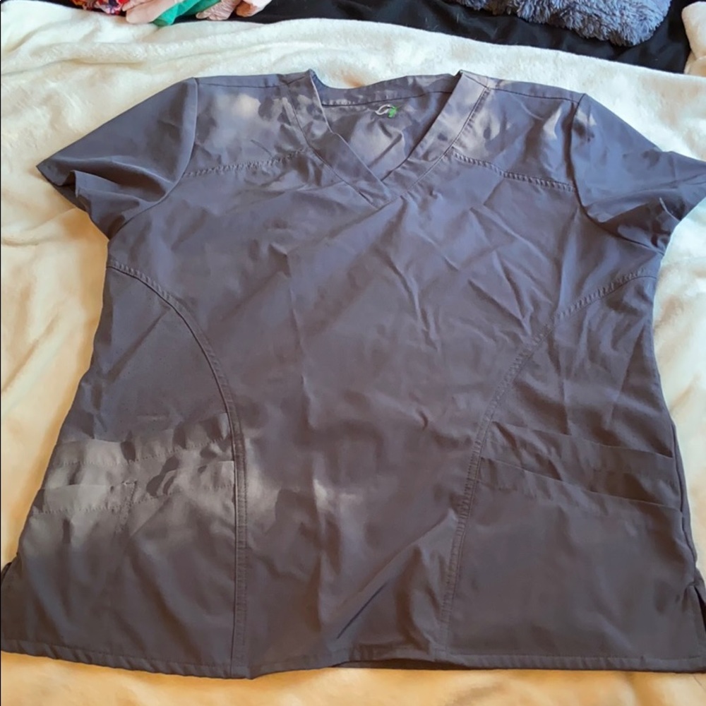Scrubs top and bottom
